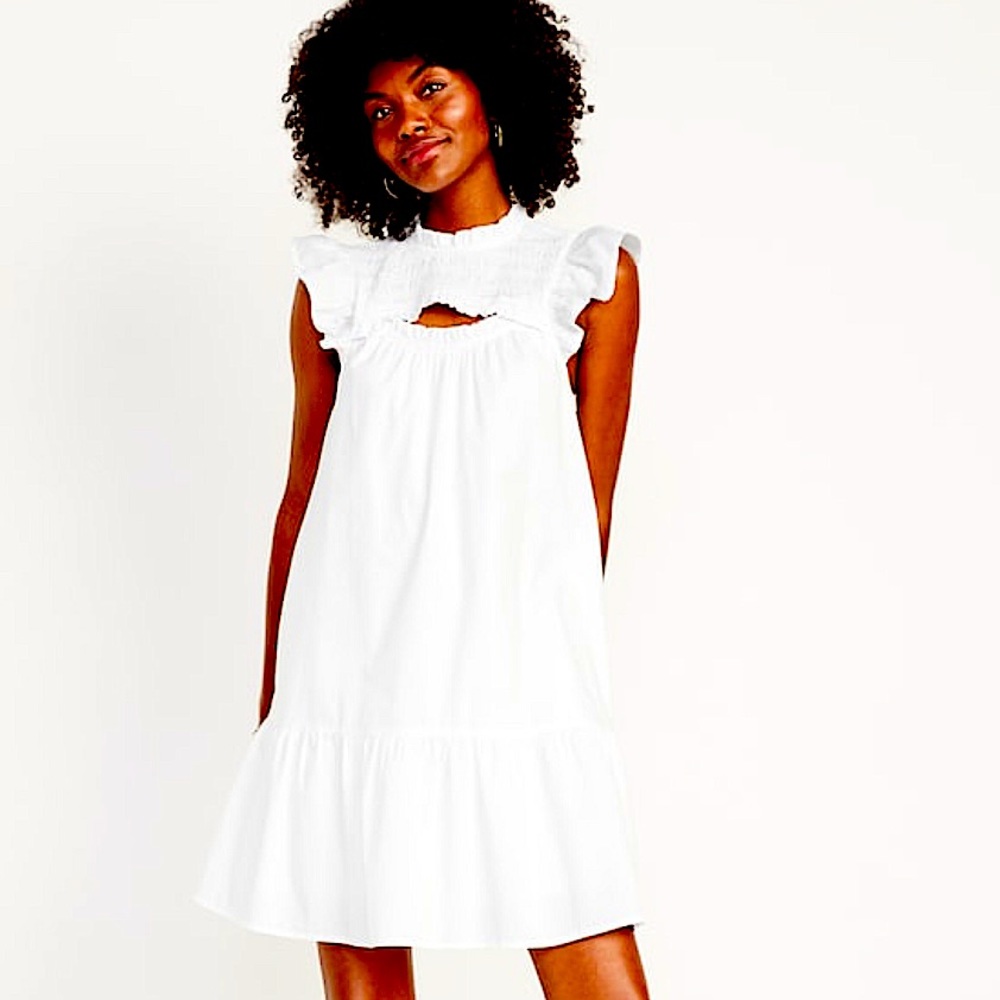 woman’s swing white dress